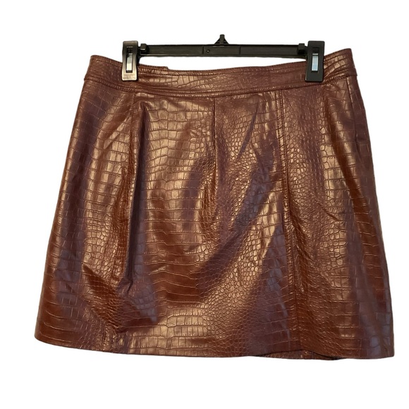 Blank NYC Croc Skirt - Picture 4 of 7